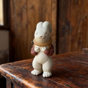 Rabbit Voyager Tea Pet